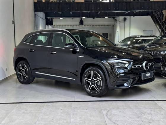 MERCEDES-BENZ GLA 200 1.3 MHEV AMG LINE 7G-DCT MERCEDES-BENZ GLA 200 1.3 MHEV AMG LINE 7G-DCT